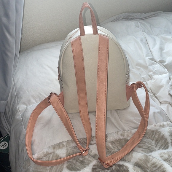 Loungefly - Picture 2 of 3